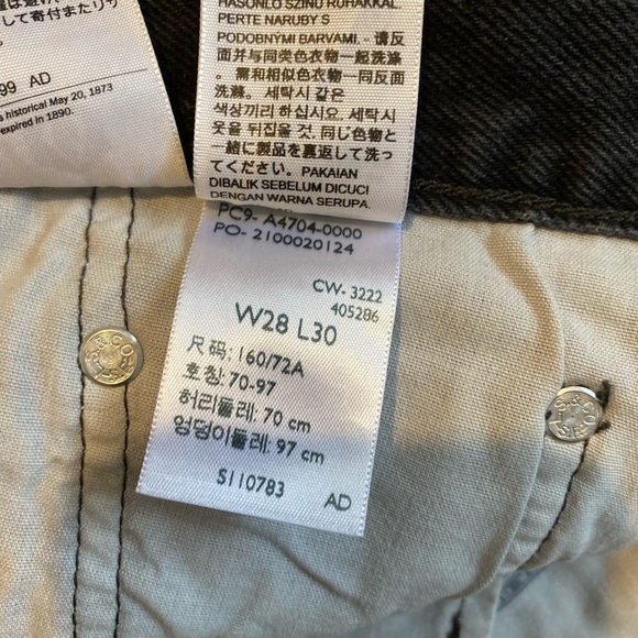 501® SPLICED JEANS - EUC - Picture 6 of 6